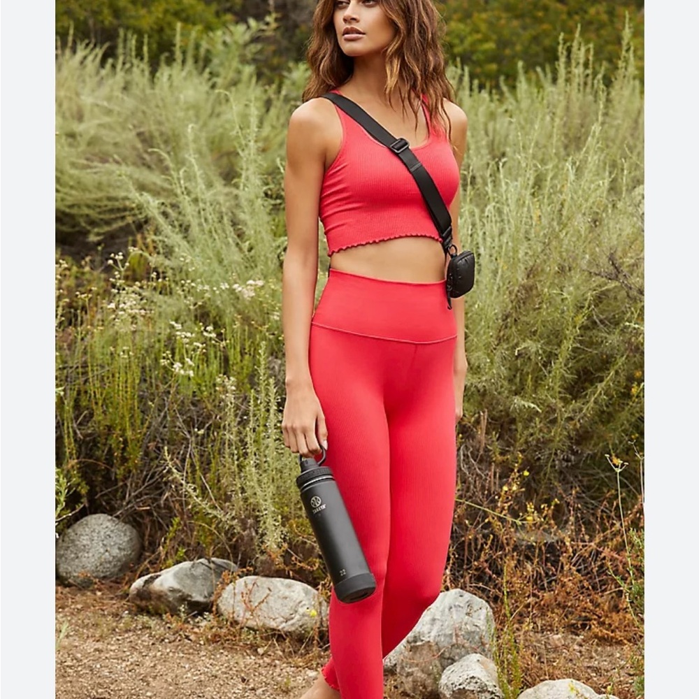 Spiritual Gangster Love Sculpt Leggings and Amor Crop Tank XS/S - NWT